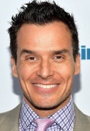 Antonio Sabàto, Jr.