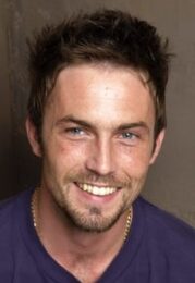 Desmond Harrington