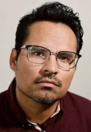 Michael Peña