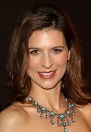 Perrey Reeves