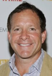 Steve Guttenberg